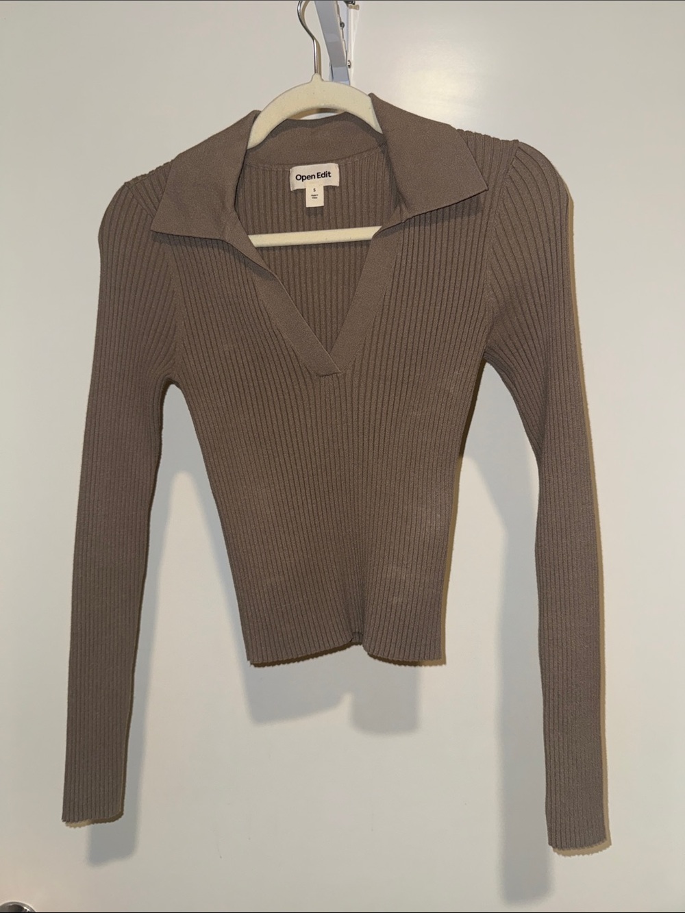 Nordstrom Brown Ribbed V-Neck Collared Long Sleeve Top
